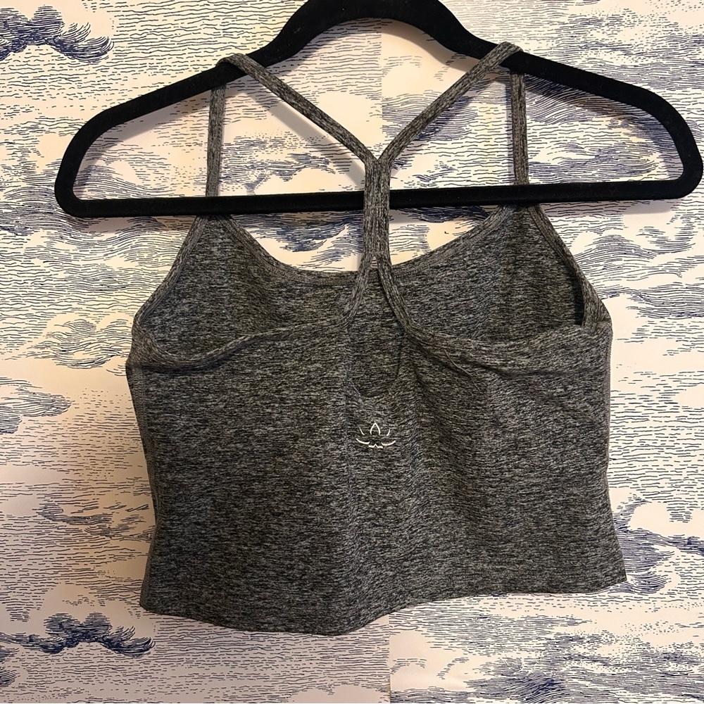 Beyond Yoga • Slim Racerback Cropped Tank - Picture 4 of 7